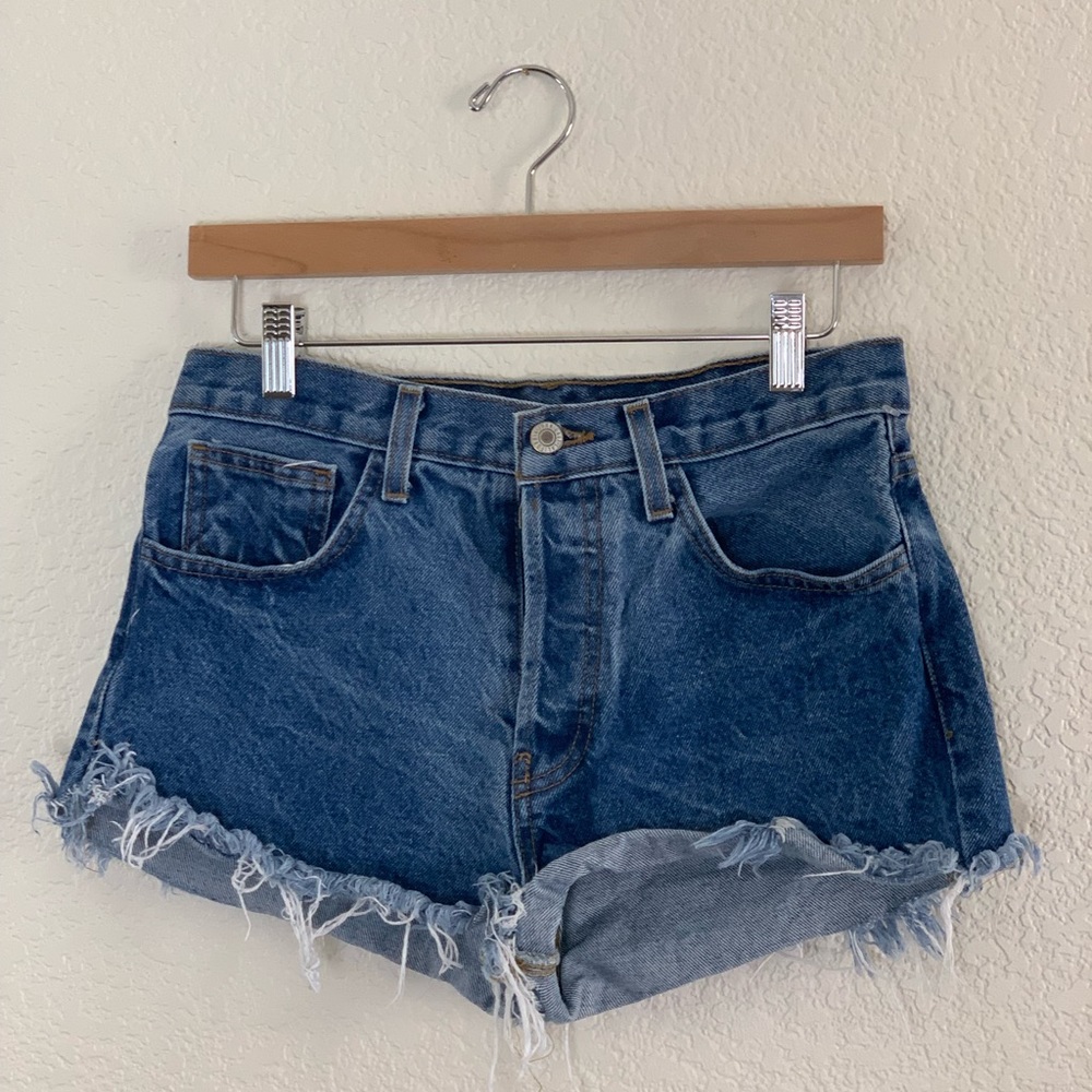 John Galt | button fly high rise frayed raw hem denim jean shorts size m…